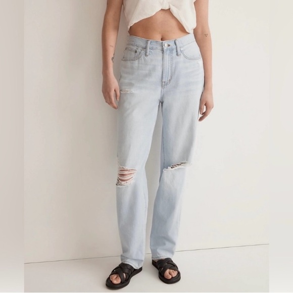 Madewell Blue Straight Leg Jeans with Vintage Appeal - Picture 3 of 15